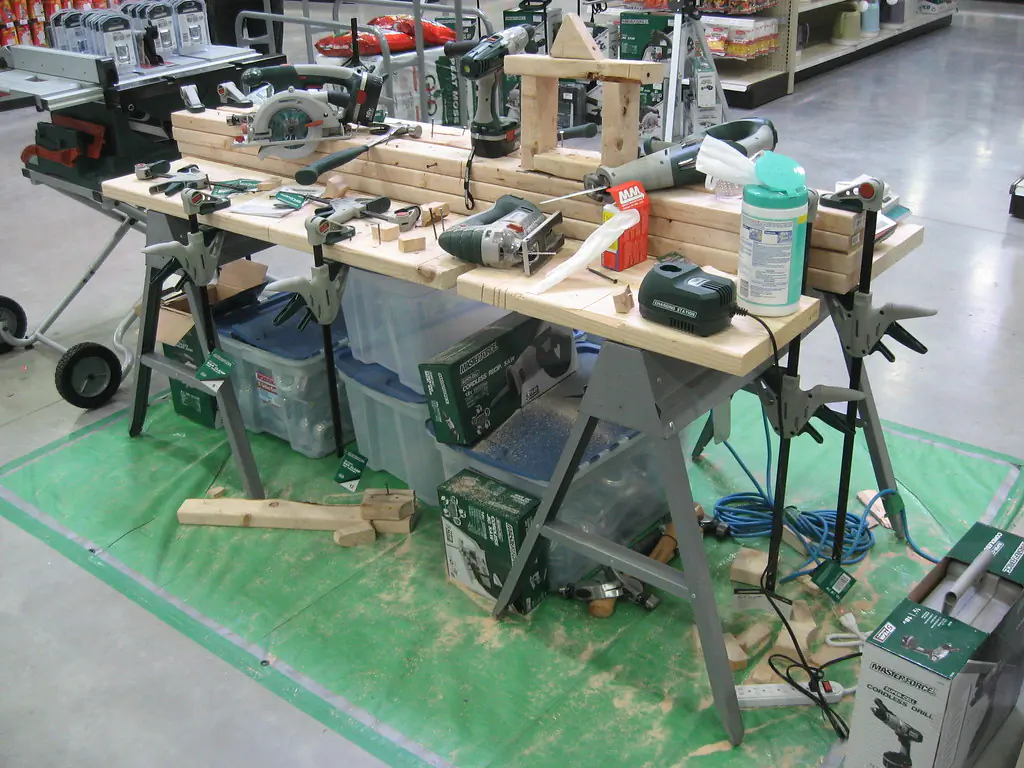 How to Store Power Tools Safely and Extend Their Life